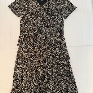 Jessica Howard Black and White Midi Dress